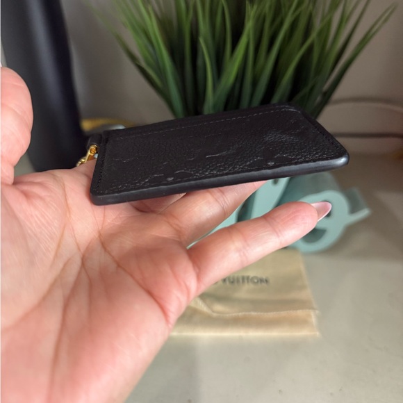 Louis Vuitton charm card holder - Picture 7 of 12
